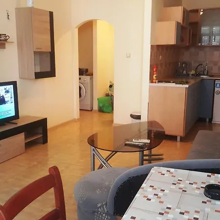 Appartamento Елит 1 *